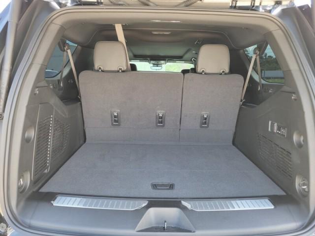 used 2025 GMC Yukon XL car, priced at $80,999