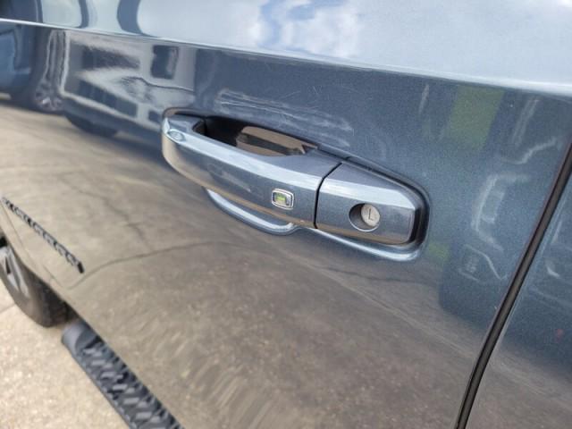 used 2021 Chevrolet Suburban car, priced at $41,995