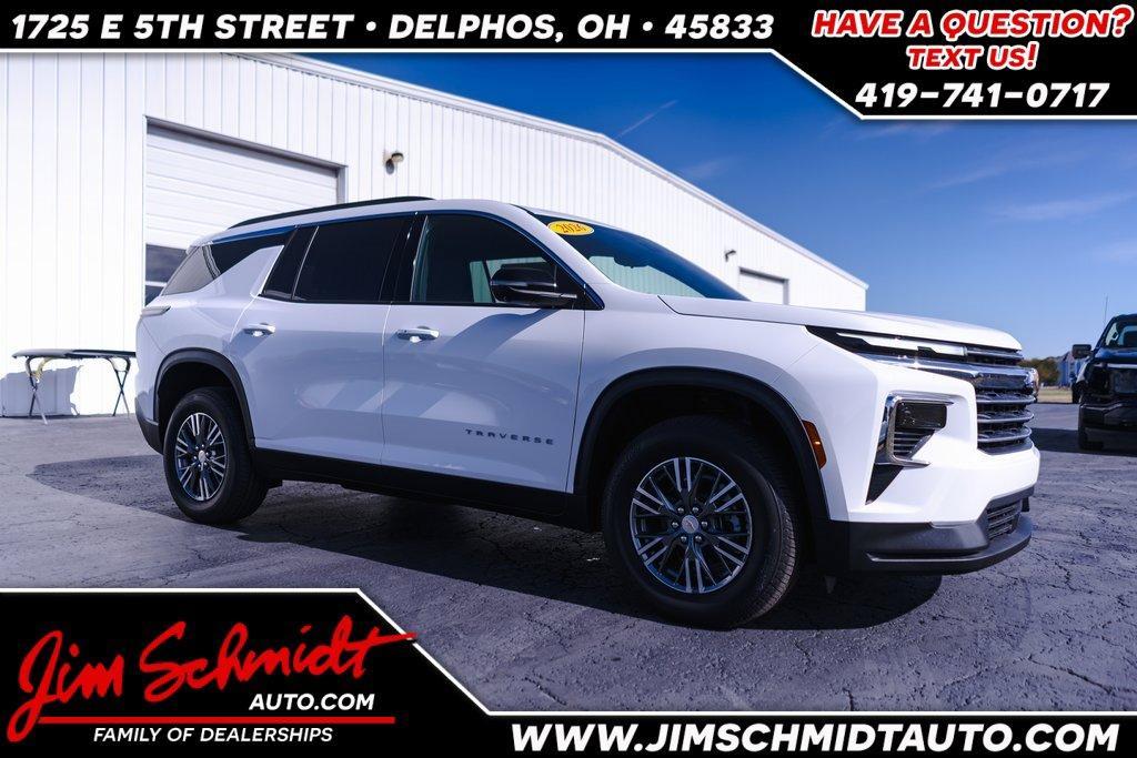 new 2026 Chevrolet Traverse car, priced at $42,250