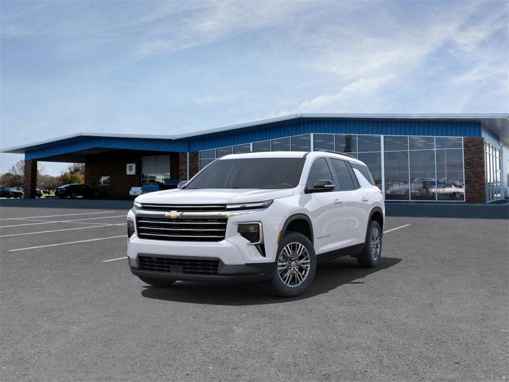 new 2025 Chevrolet Traverse car, priced at $42,545