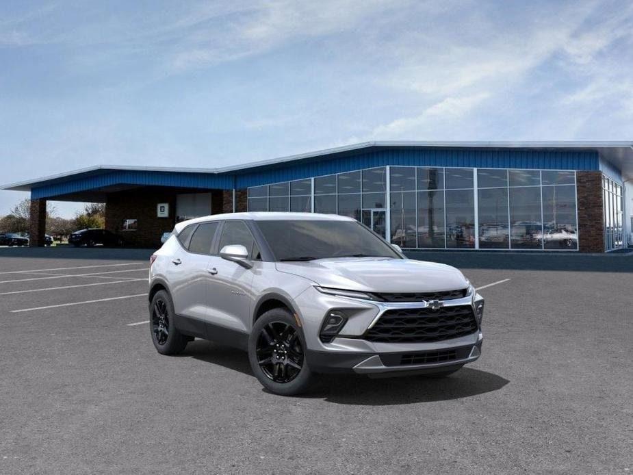 new 2025 Chevrolet Blazer car, priced at $37,995