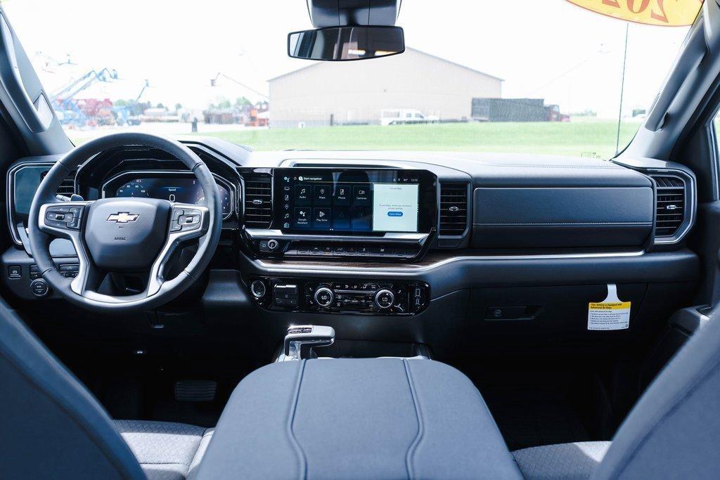 new 2025 Chevrolet Silverado 1500 car, priced at $55,400