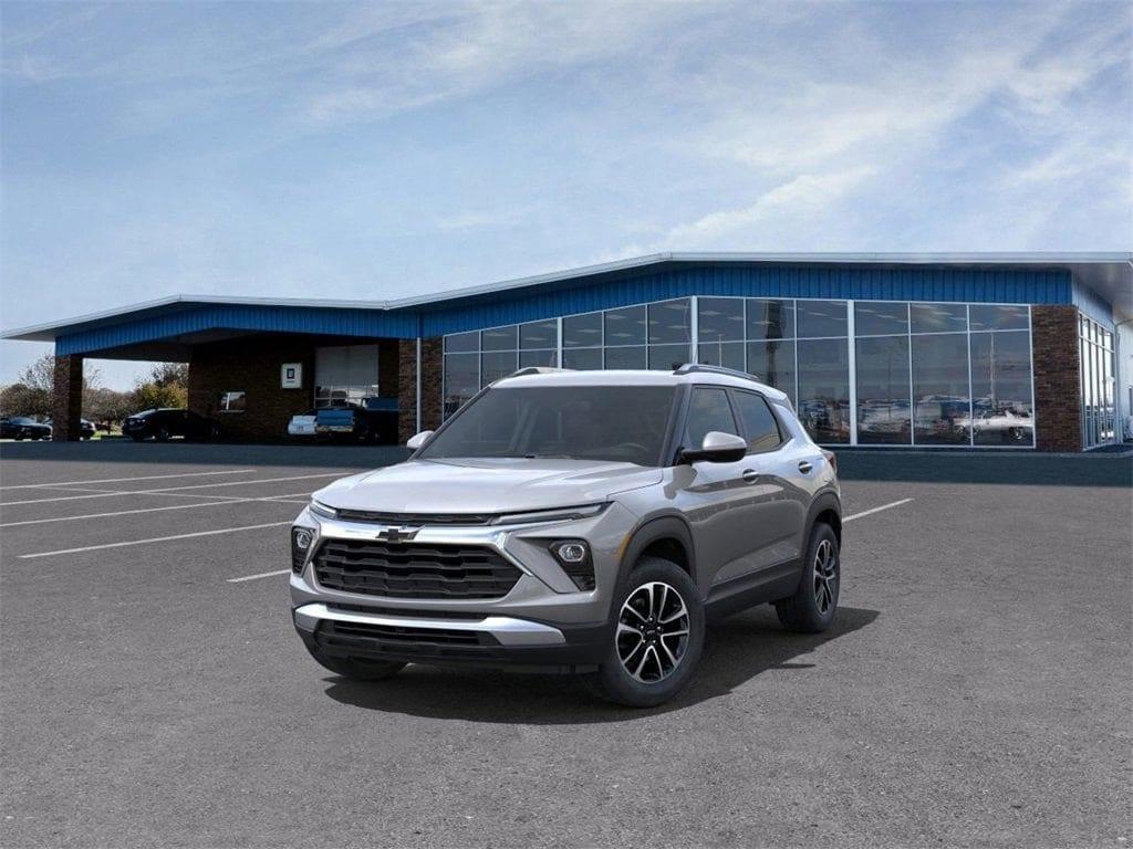 new 2025 Chevrolet TrailBlazer car, priced at $28,725