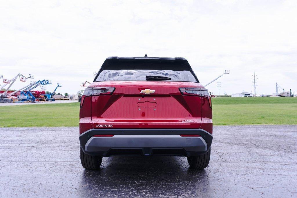 new 2026 Chevrolet Equinox car, priced at $33,930