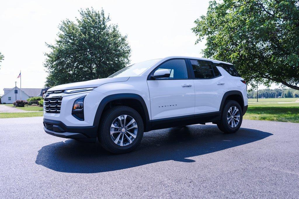 new 2026 Chevrolet Equinox car, priced at $32,340