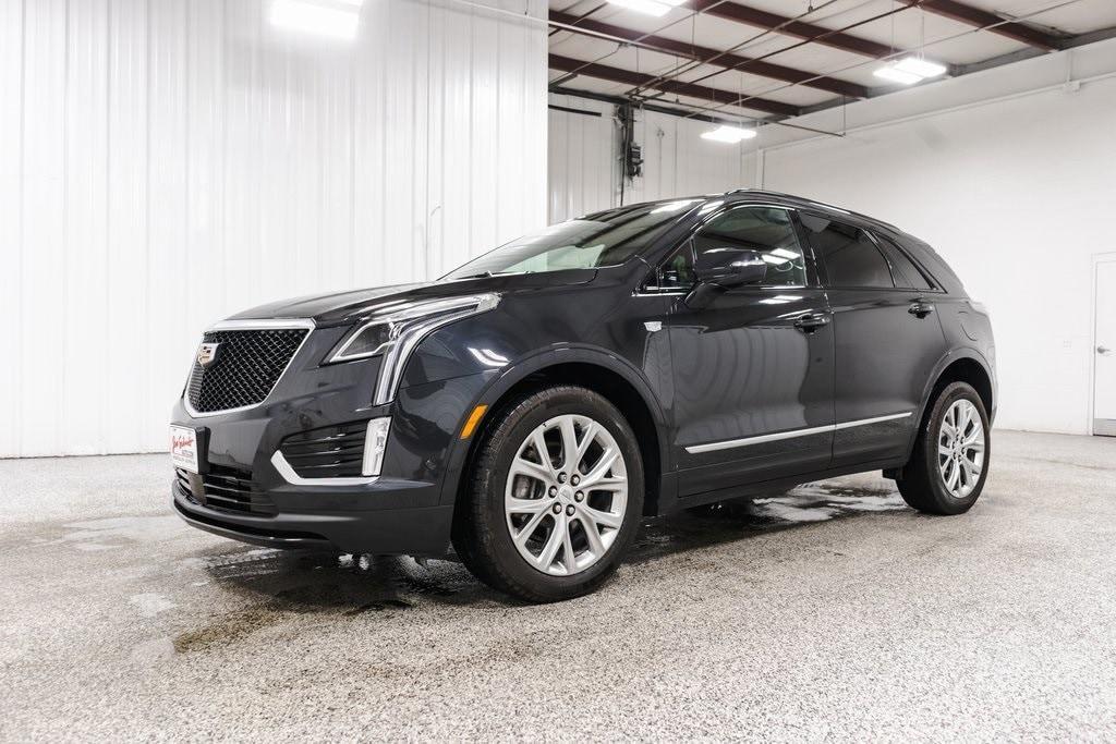 used 2020 Cadillac XT5 car, priced at $28,700