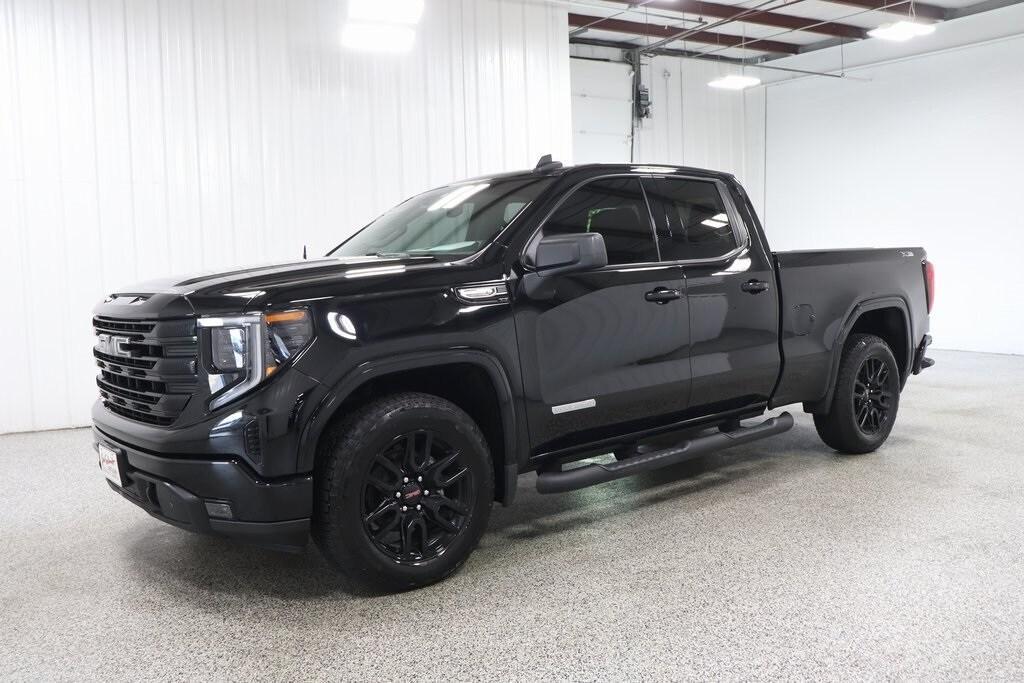 used 2023 GMC Sierra 1500 car, priced at $41,993