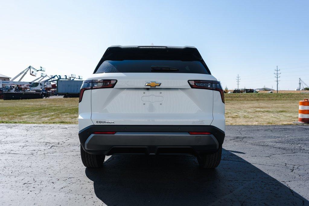new 2026 Chevrolet Equinox car, priced at $31,600