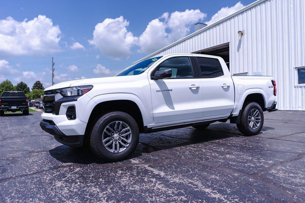 new 2024 Chevrolet Colorado car, priced at $39,000