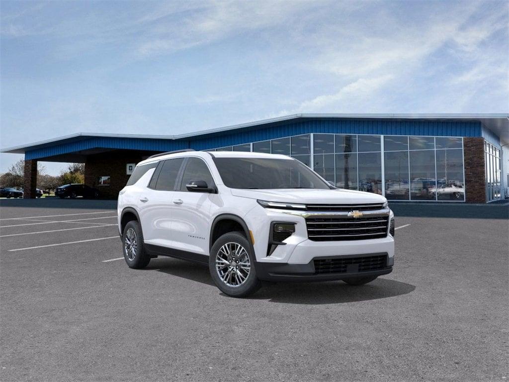 new 2026 Chevrolet Traverse car, priced at $42,250