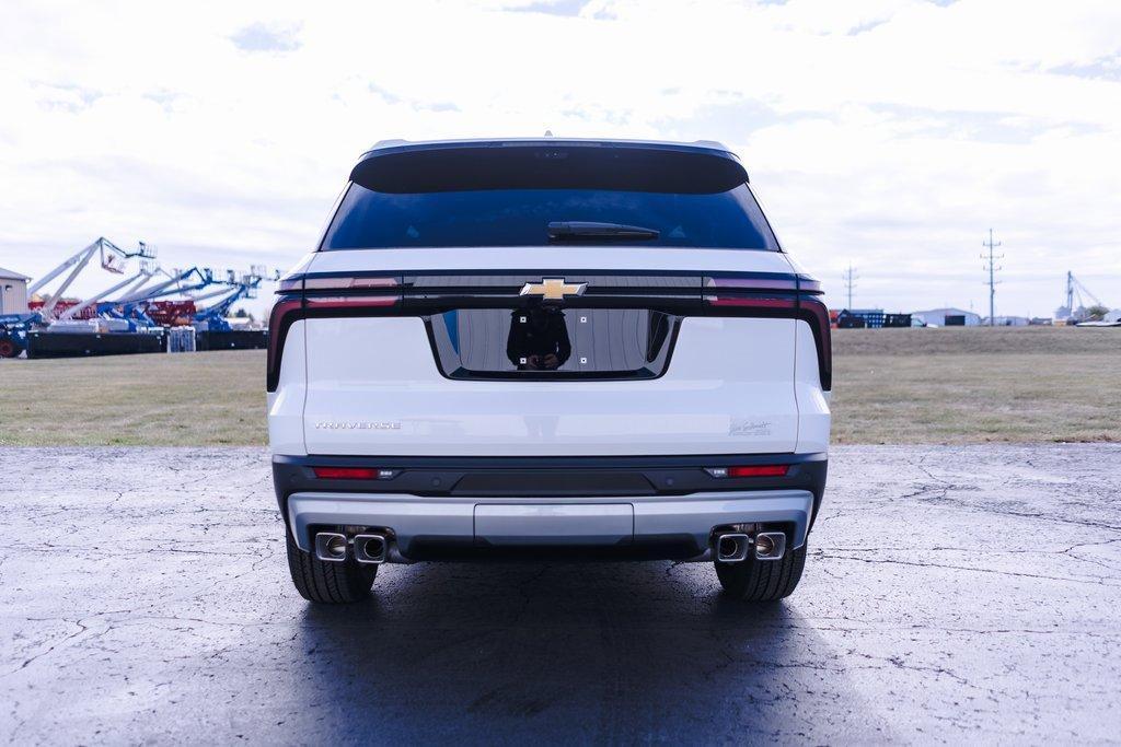 new 2026 Chevrolet Traverse car, priced at $42,250