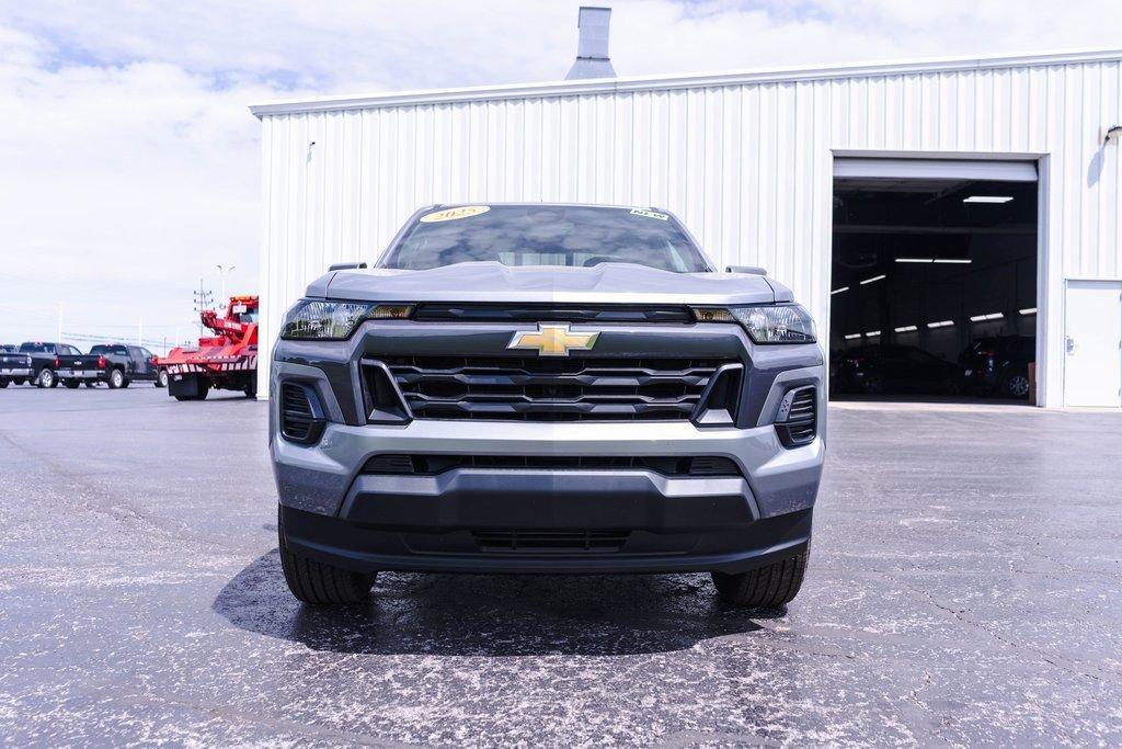 new 2025 Chevrolet Colorado car, priced at $36,900