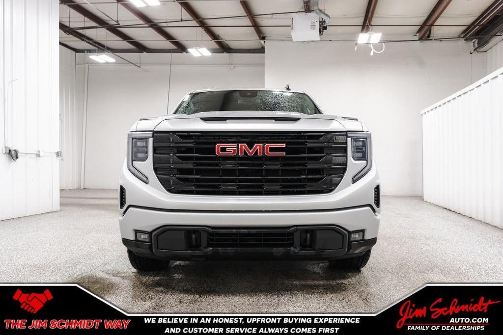 used 2022 GMC Sierra 1500 car, priced at $35,628