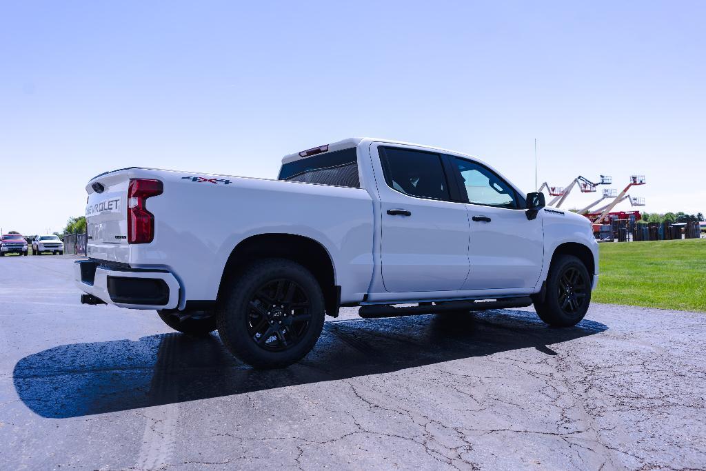 new 2024 Chevrolet Silverado 1500 car, priced at $48,930