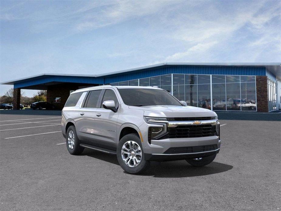 new 2025 Chevrolet Suburban car, priced at $62,500