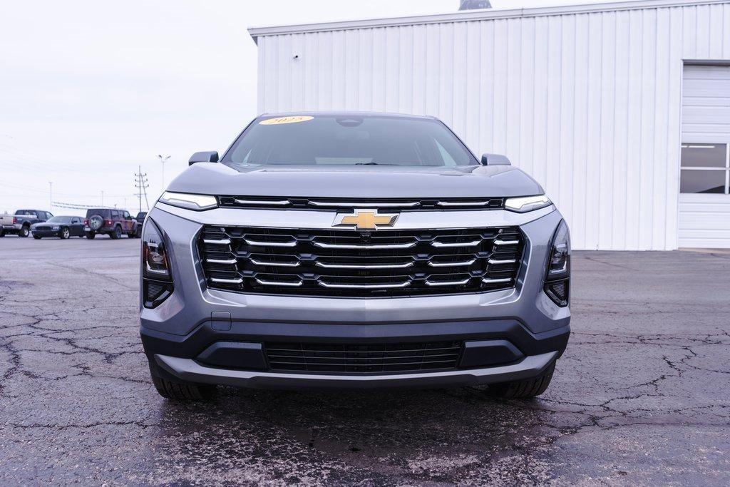 new 2025 Chevrolet Equinox car, priced at $27,889