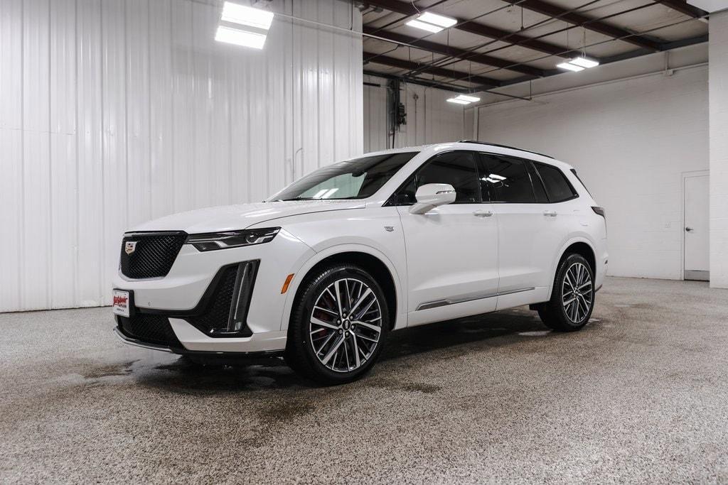 used 2024 Cadillac XT6 car, priced at $49,300