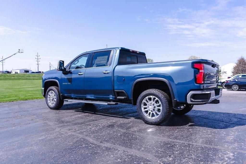 new 2025 Chevrolet Silverado 2500 car, priced at $78,900
