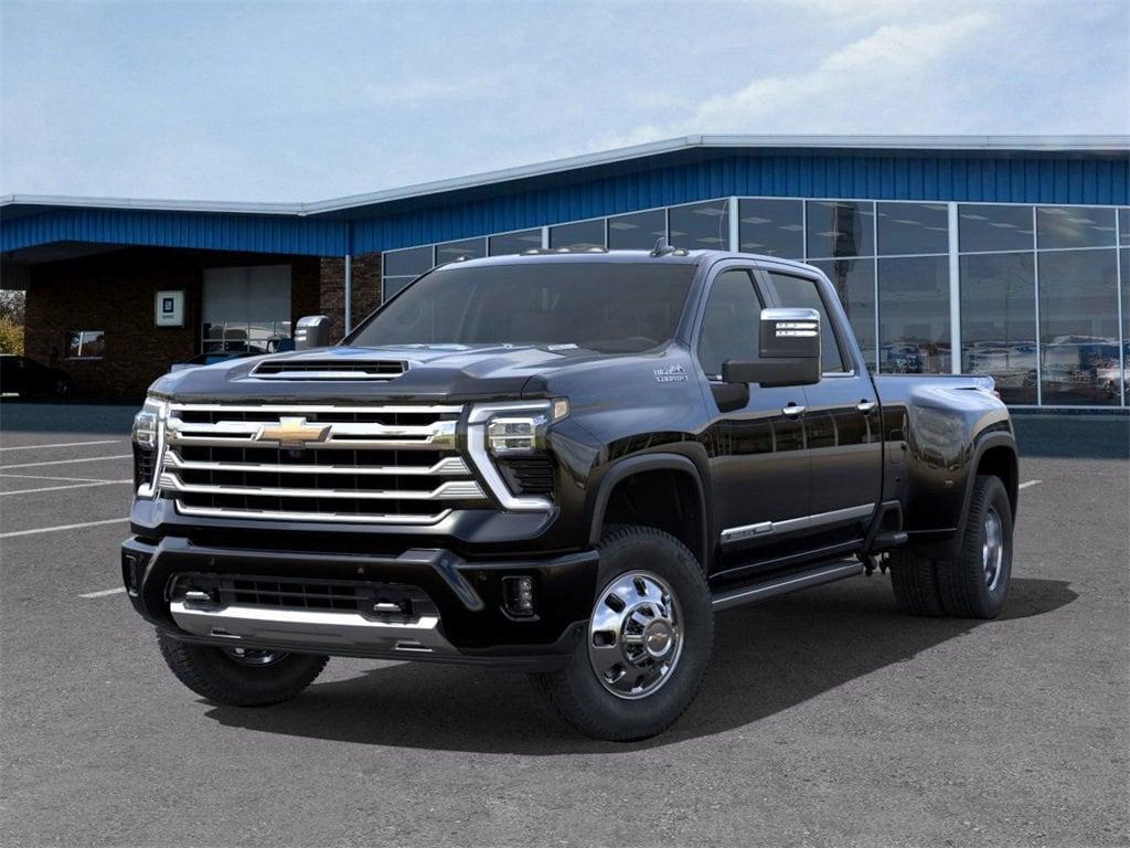 new 2025 Chevrolet Silverado 3500 car, priced at $92,715