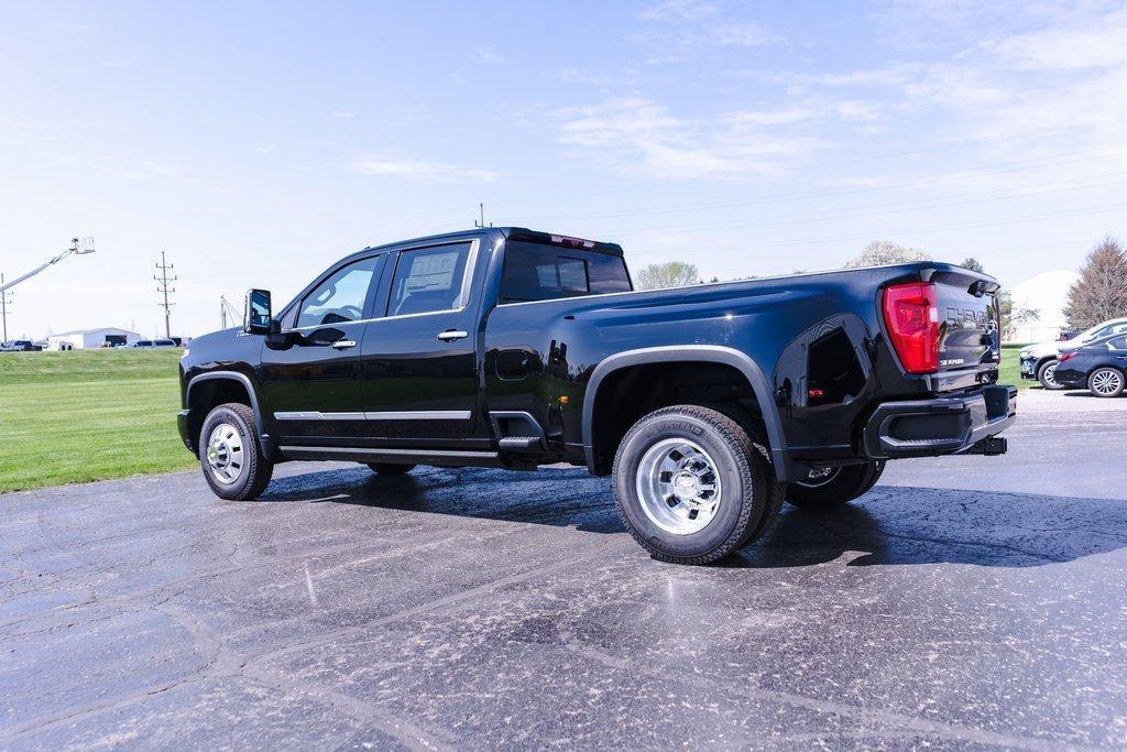 new 2025 Chevrolet Silverado 3500 car, priced at $92,715