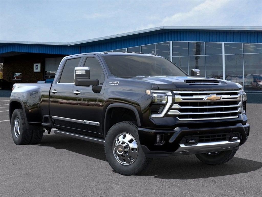 new 2025 Chevrolet Silverado 3500 car, priced at $92,715
