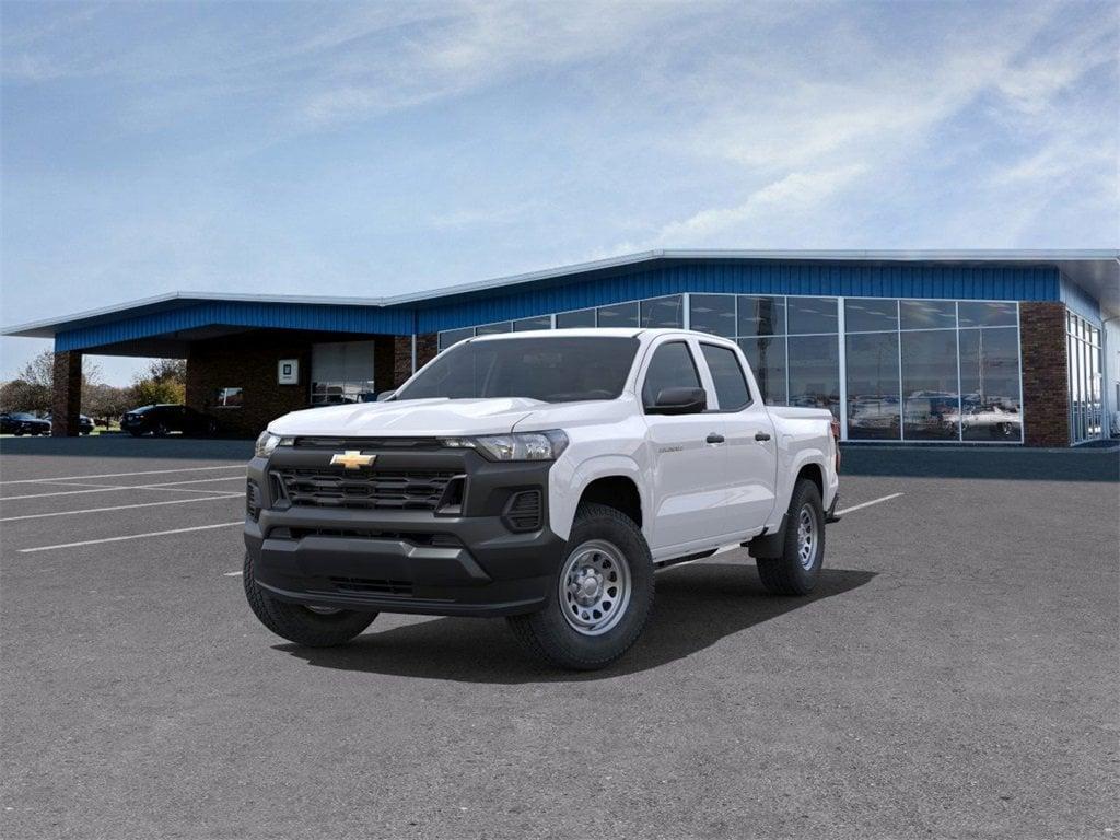 new 2025 Chevrolet Colorado car, priced at $33,500