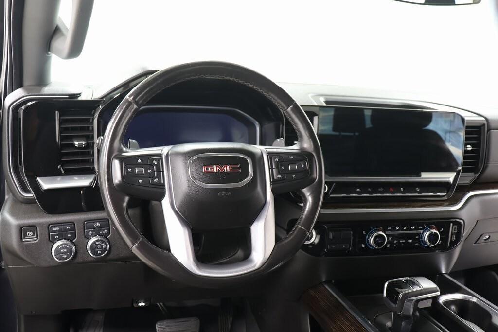 used 2022 GMC Sierra 1500 car, priced at $41,995