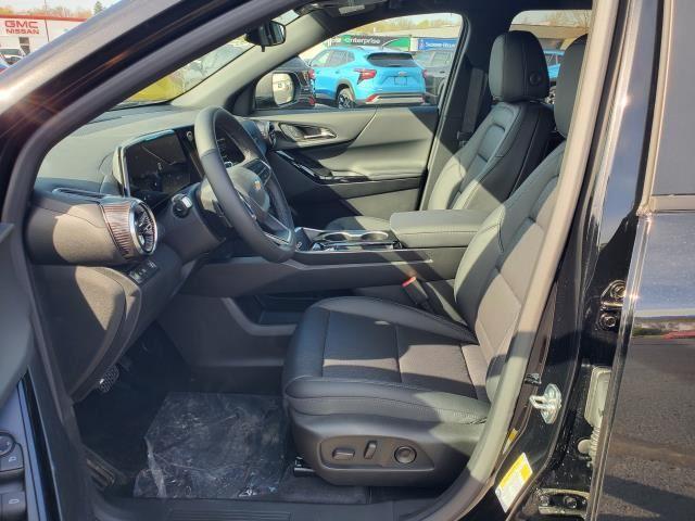 new 2025 Chevrolet Equinox car, priced at $32,100
