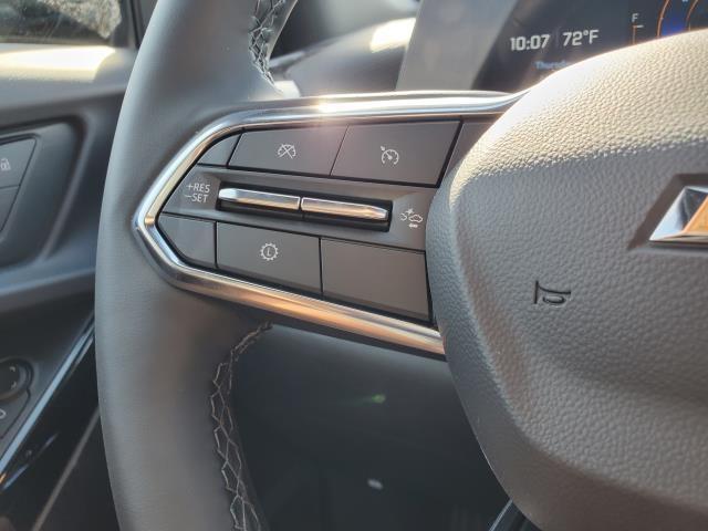 new 2025 Chevrolet Equinox car, priced at $32,100