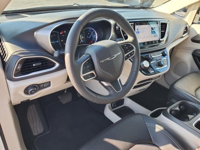 used 2023 Chrysler Pacifica Hybrid car, priced at $25,000