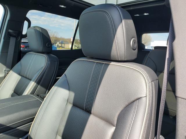new 2025 Chevrolet Traverse car, priced at $59,794