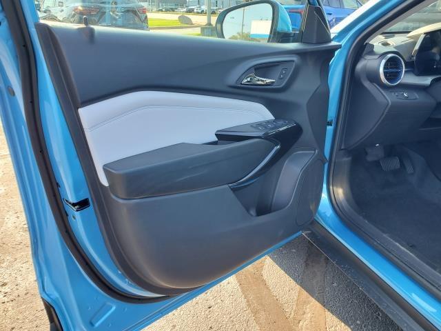 new 2025 Chevrolet Trax car, priced at $25,390