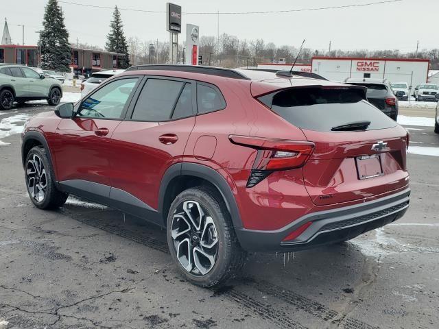 new 2025 Chevrolet Trax car, priced at $27,085