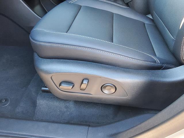 new 2026 Chevrolet Traverse car, priced at $48,404