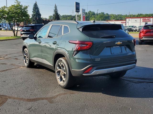 new 2025 Chevrolet Trax car, priced at $24,335