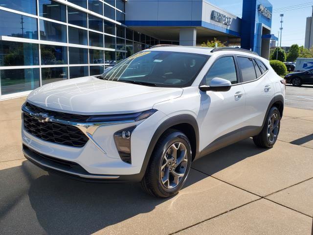 new 2025 Chevrolet Trax car, priced at $24,924