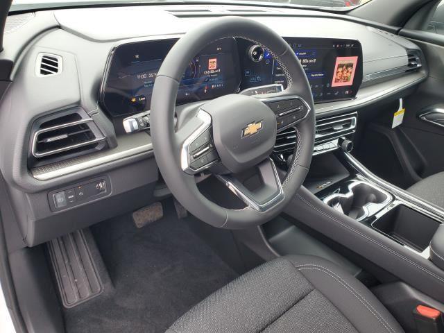 new 2025 Chevrolet Traverse car, priced at $43,415