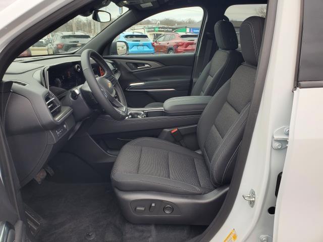 new 2025 Chevrolet Traverse car, priced at $43,415