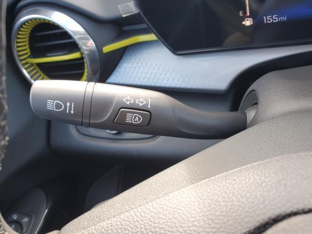 new 2025 Chevrolet Trax car, priced at $26,160