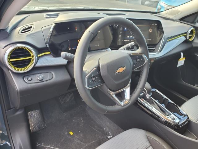 new 2025 Chevrolet Trax car, priced at $26,160