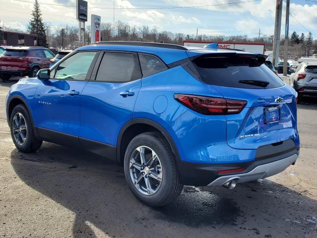 new 2025 Chevrolet Blazer car, priced at $41,220