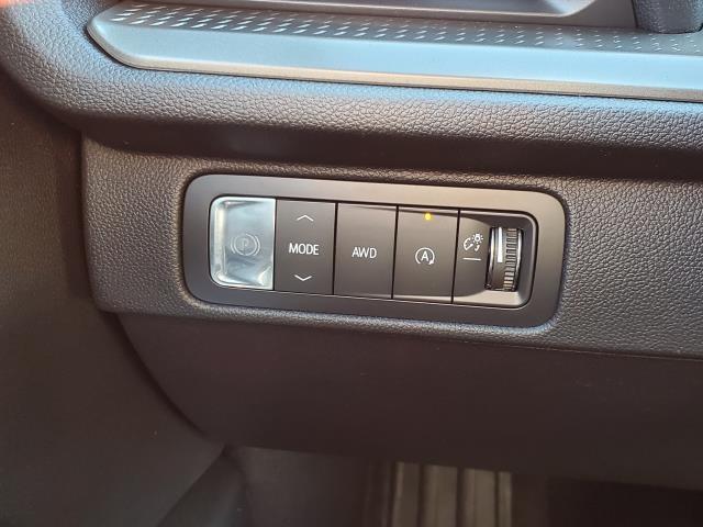 new 2026 Chevrolet Traverse car, priced at $44,034