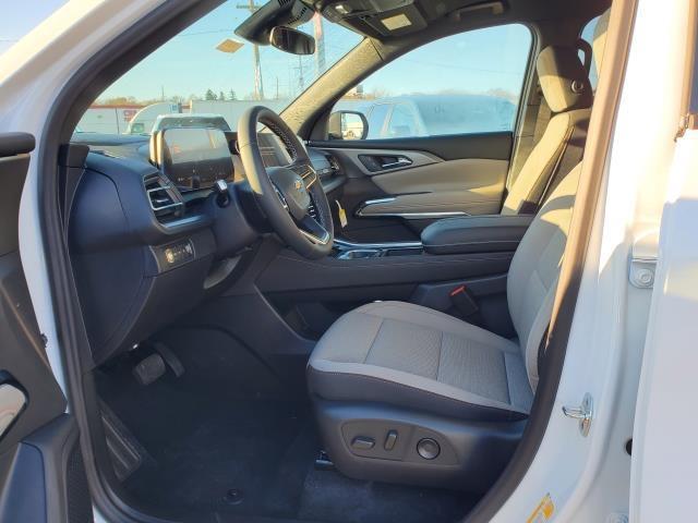 new 2026 Chevrolet Traverse car, priced at $44,034