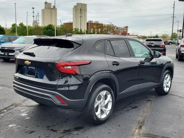 used 2024 Chevrolet Trax car, priced at $23,000