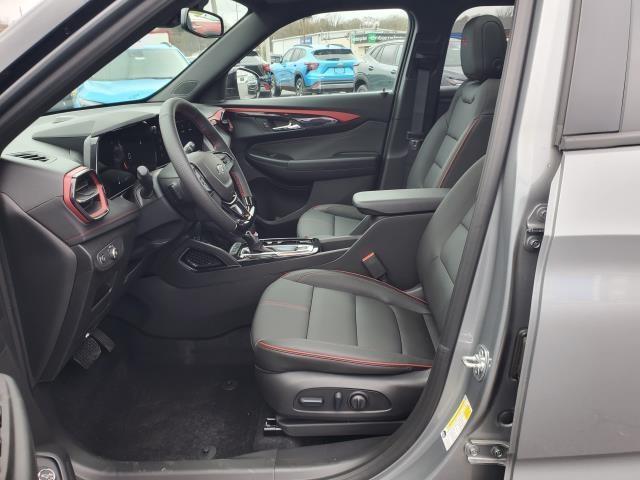 new 2025 Chevrolet TrailBlazer car, priced at $33,930