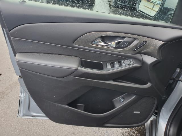 used 2023 Chevrolet Traverse car, priced at $42,000