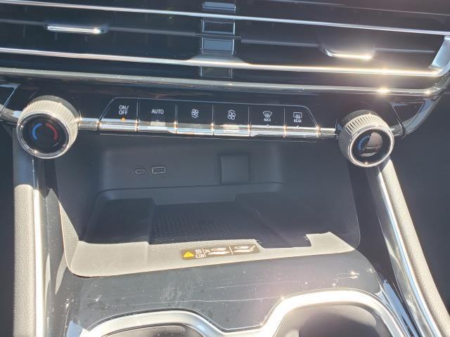 new 2025 Chevrolet Traverse car, priced at $45,595