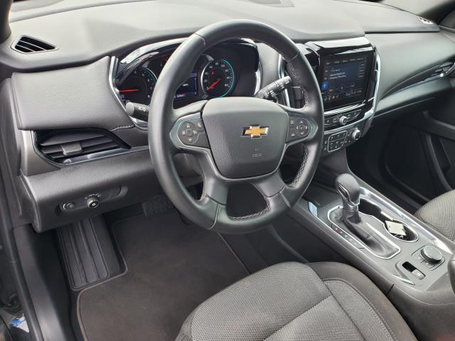 used 2023 Chevrolet Traverse car, priced at $31,000