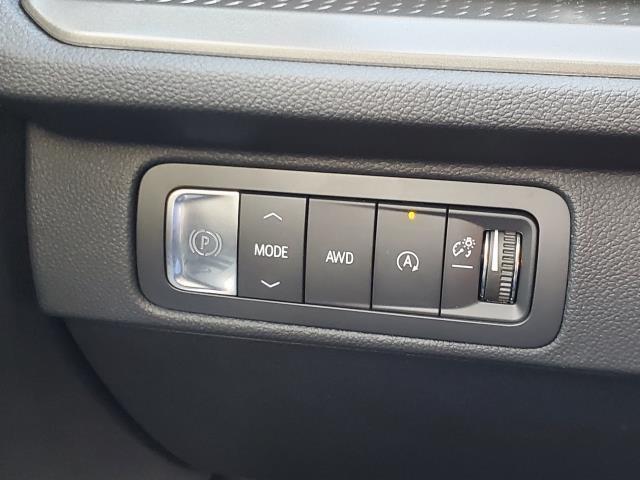 new 2026 Chevrolet Traverse car, priced at $45,699