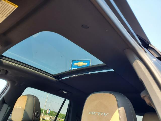 new 2026 Chevrolet Equinox car, priced at $39,185